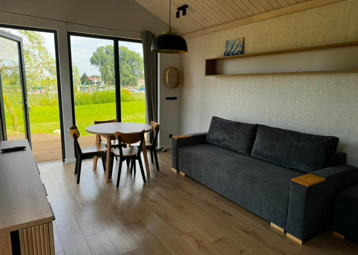 Marina Gorklo - Zurawi Kat Hotel Buitenkant foto
